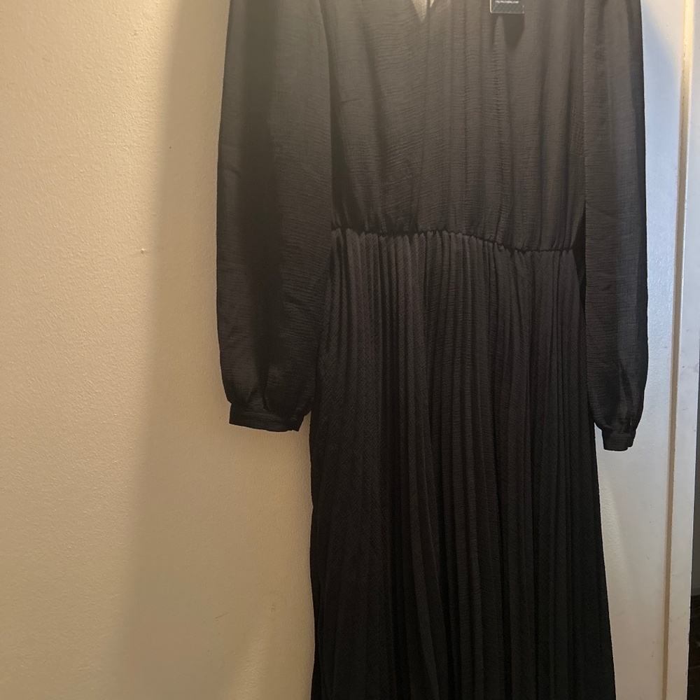 Cute black dress